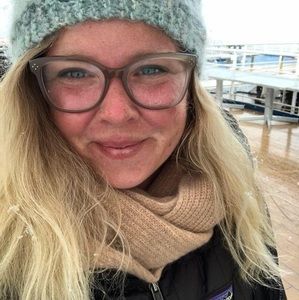 Meet your Posher, Laura